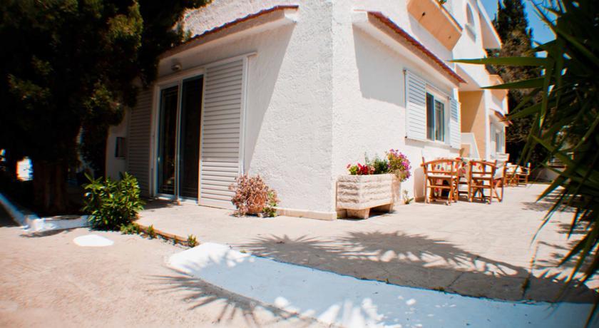 Sabrina Studios 